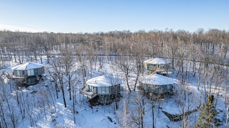Exterior. Mountain Villas