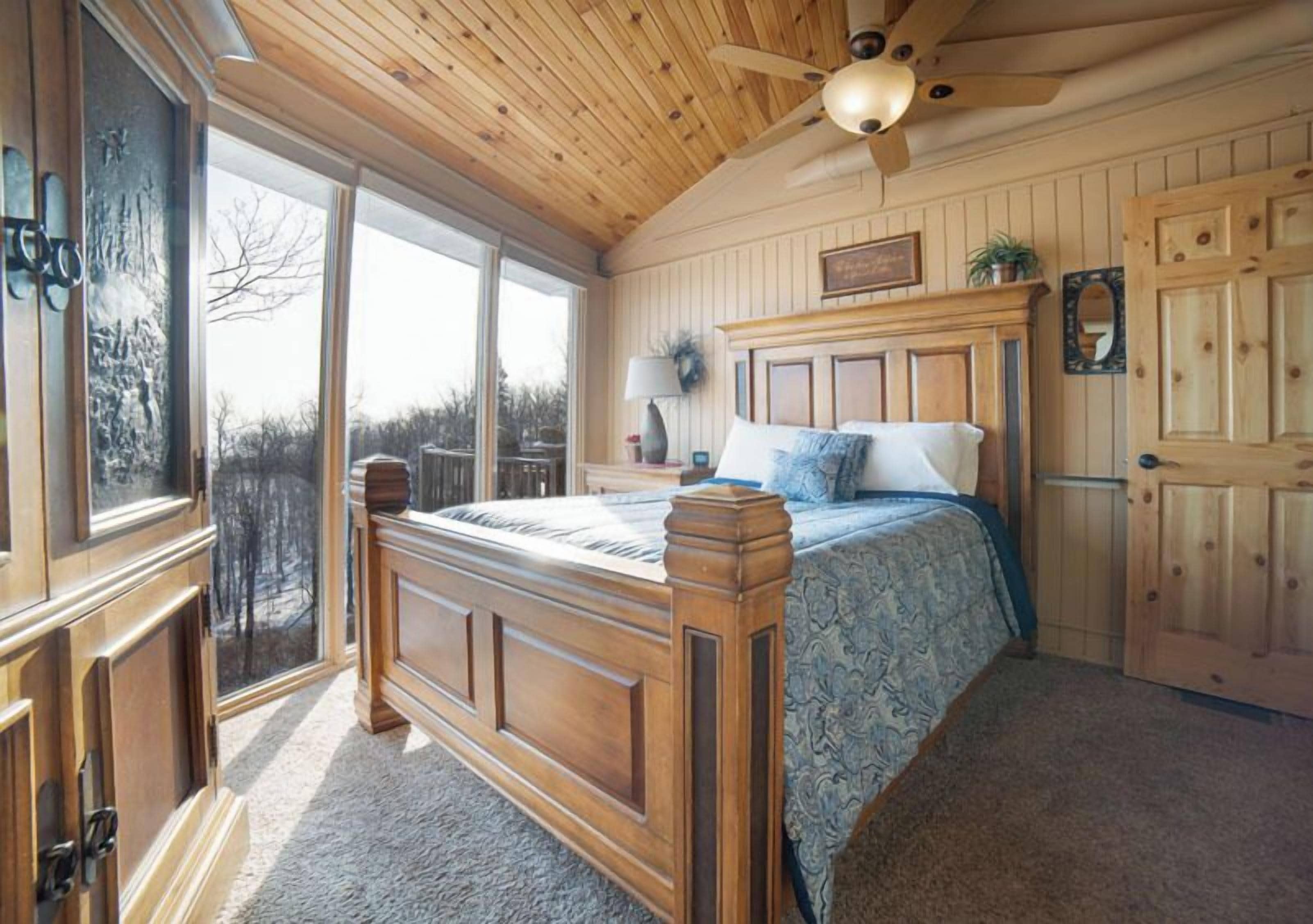 Villa #3- Ridgewood | 2 bedrooms, individually decorated, individually furnished