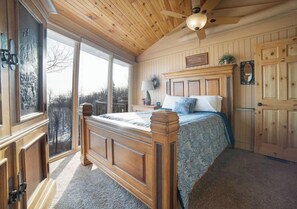 Villa #3- Ridgewood | 2 bedrooms, individually decorated, individually furnished - Mountain Villas (Duluth)