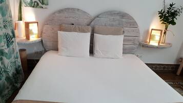 Suite (Suite 2) | Verduisterende gordijnen, gratis wifi, beddengoed