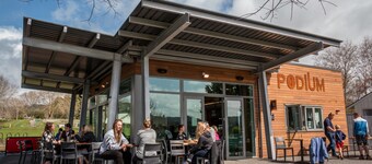 卡拉皮羅湖邁提河區飯店