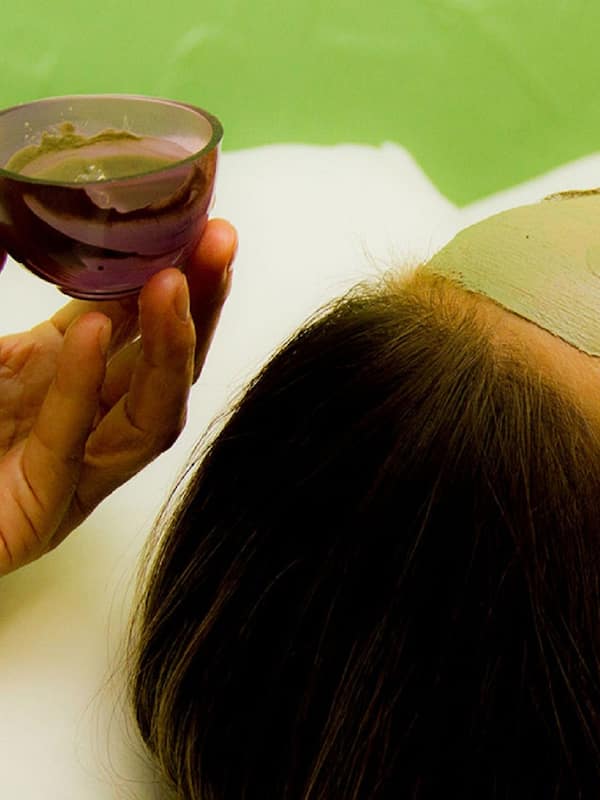 Trattamenti per il corpo, idroterapia, massaggi con le pietre calde