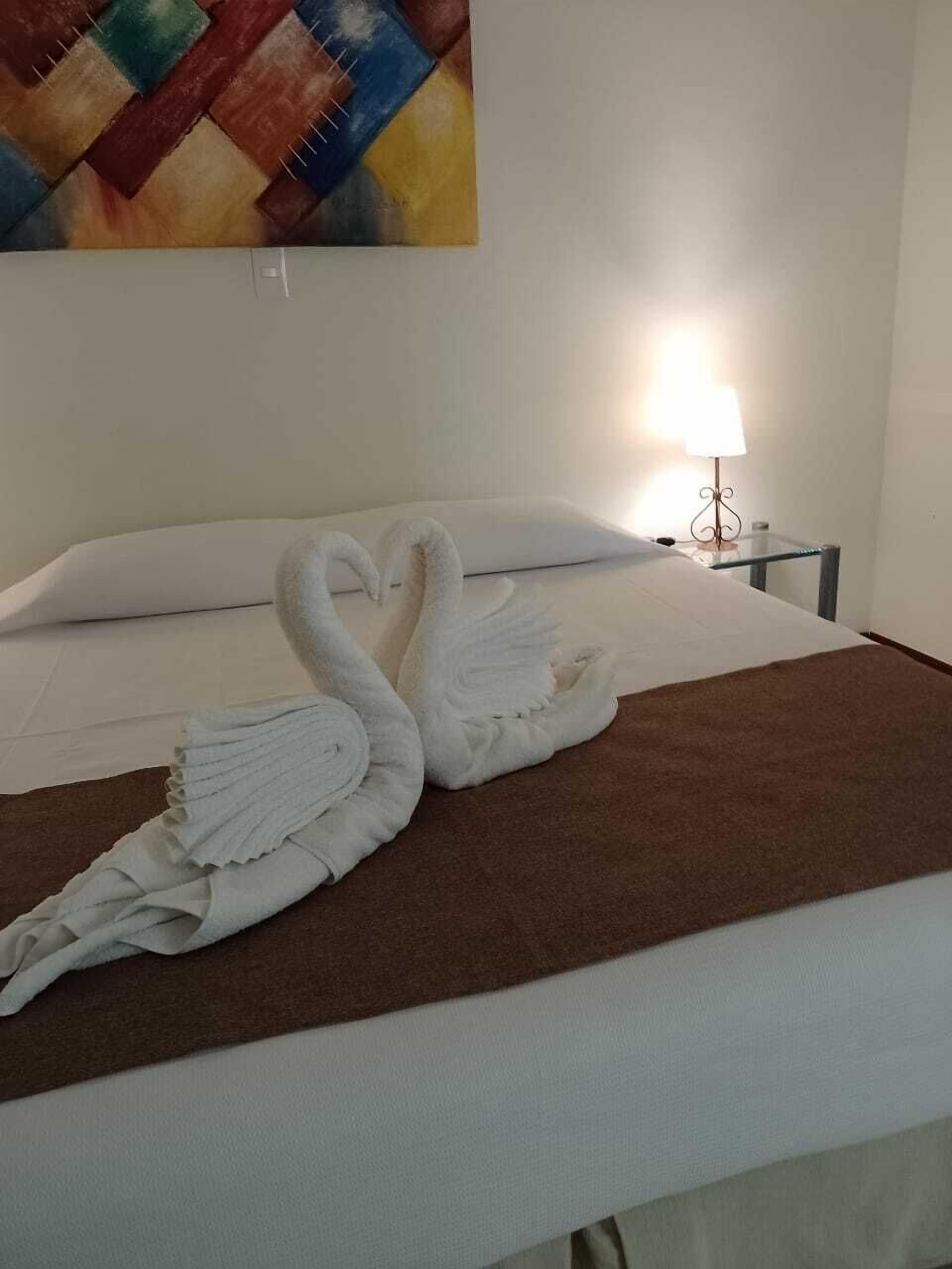 standard double or twin room | in-room safe, free wifi, bed sheets