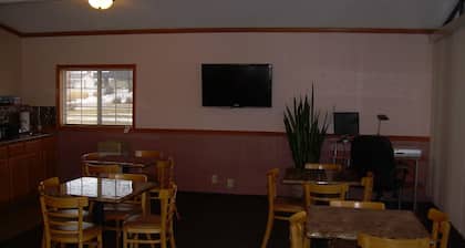 83 Motel