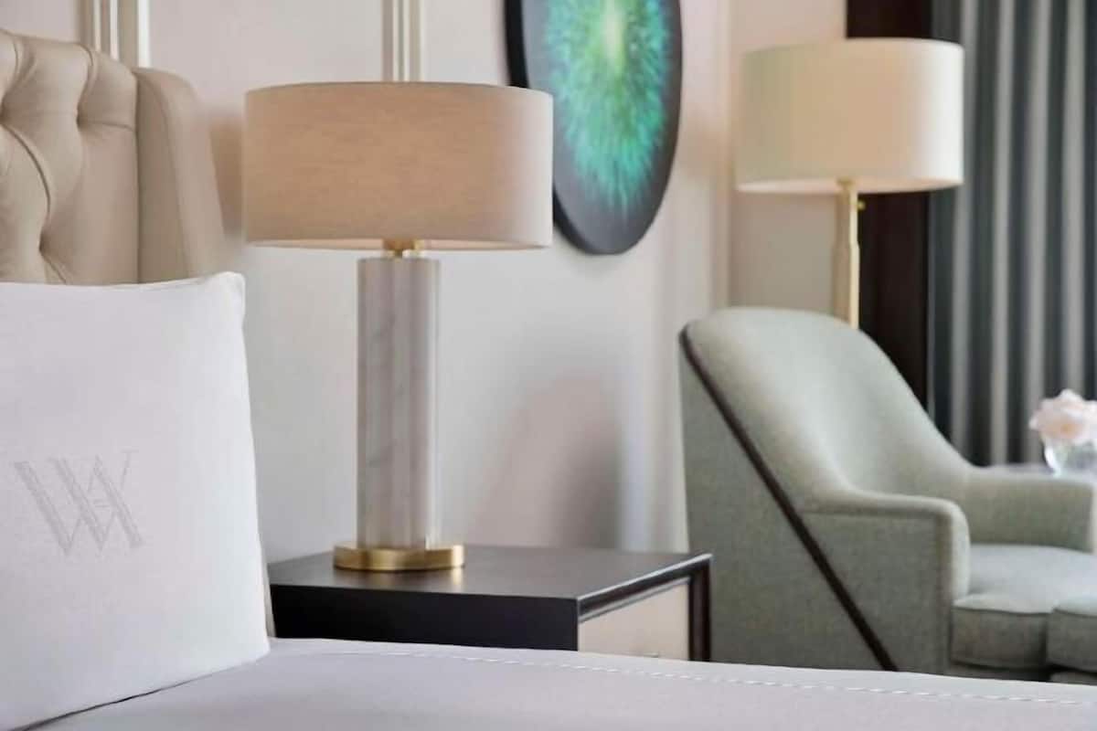 1 bedroom, premium bedding, minibar, in-room safe