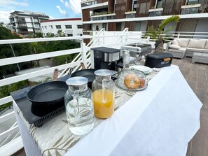 Desayuno continental todos los días (con cargo) 