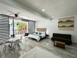 Luxury Suite, 1 King Bed with Sofa bed, Balcony, City View - BORÉNA Hotel Boutique (Playa del Carmen)
