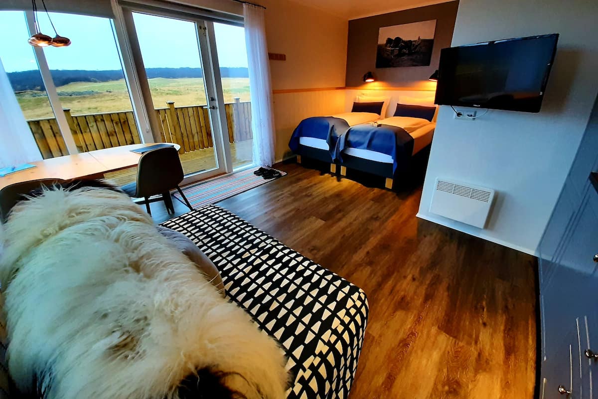 Cabin, Patio, Mountain View
