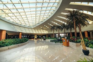 Fountain - Hilton Cairo Heliopolis (Cairo)