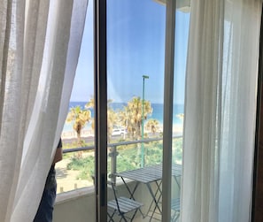 Deluxe-Apartment, 2 Schlafzimmer, Strandblick, Meerseite | Balkon