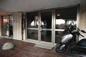 Exterior - Panoramic Ocean View 1 min From the Sea (Tel Aviv)