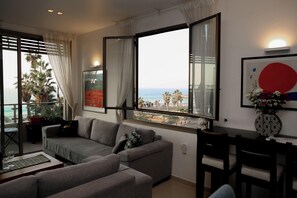 Deluxe Apartment, 2 Bedrooms, Beach View, Sea Facing | Living area - Panoramic Ocean View 1 min From the Sea (Tel Aviv)