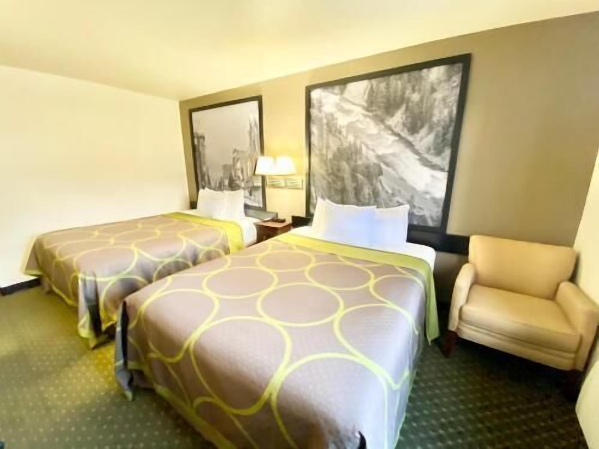 遮光窗帘、免费婴儿床、折叠床/加床（额外收费）、免费 WiFi