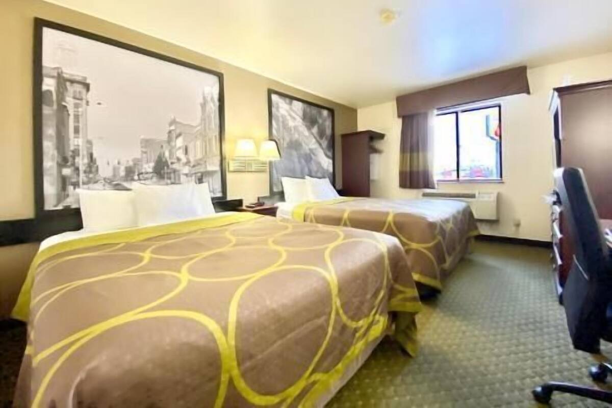 Blackout curtains, free cots/infant beds, rollaway beds, free WiFi