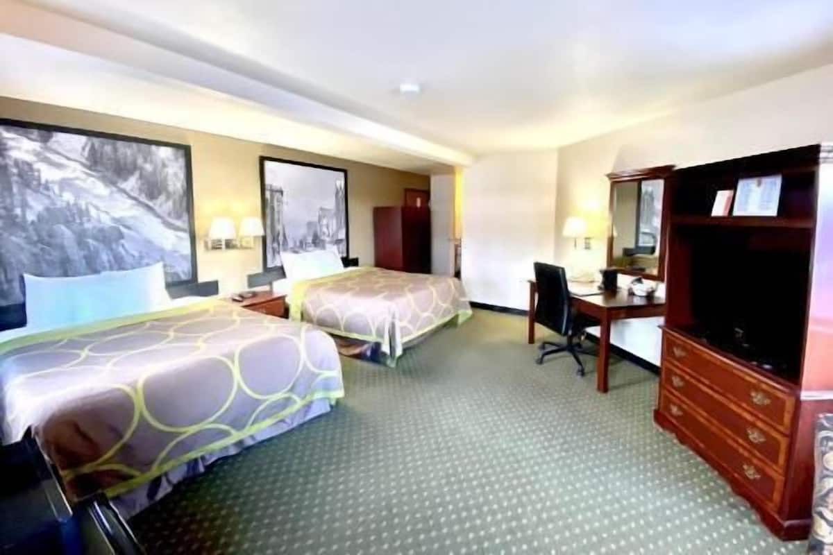 Blackout curtains, free cots/infant beds, rollaway beds, free WiFi