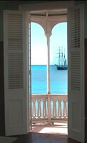 Quarto lua de mel, 1 cama King, sacada, vista para o mar (The Rachel) | Vista do quarto