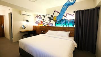 Standard Room | Premium bedding, in-room safe, desk, iron/ironing board