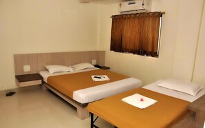 Soundproofing, rollaway beds, free WiFi