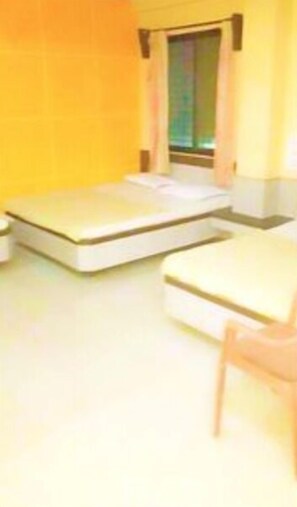 Rollaway beds