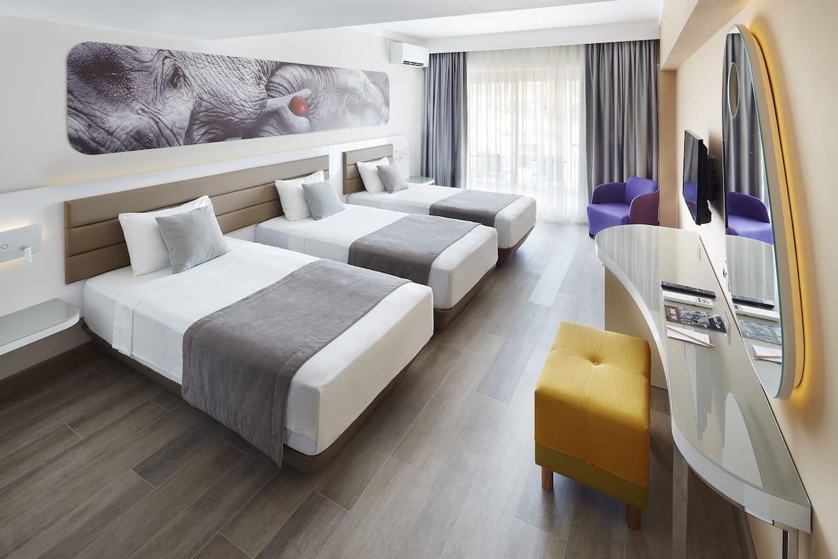 1 bilik tidur, peralatan tempat tidur premium, bar mini