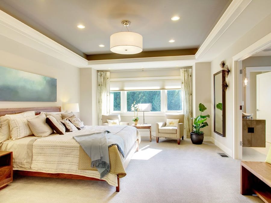 Bộ đồ giường cao cấp, bàn, truy cập Internet không dây miễn phí