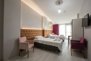 Egyptian cotton sheets, premium bedding, desk, laptop workspace - Edirne Adres Karaağaç (Edirne)
