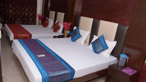 Habitación Deluxe | Escritorio, camas extra y wifi gratis 