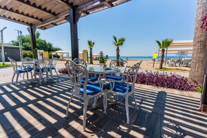 Beach bar