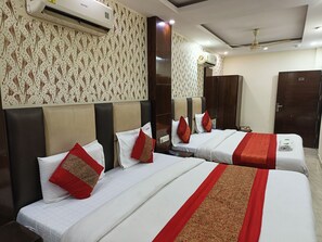 Suite - Hotel Amba Deluxe (New Delhi)