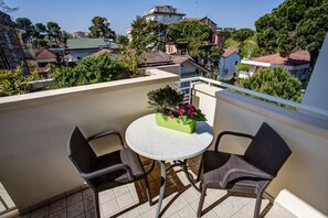 Executive Suite, 1 Bedroom | Balcony view