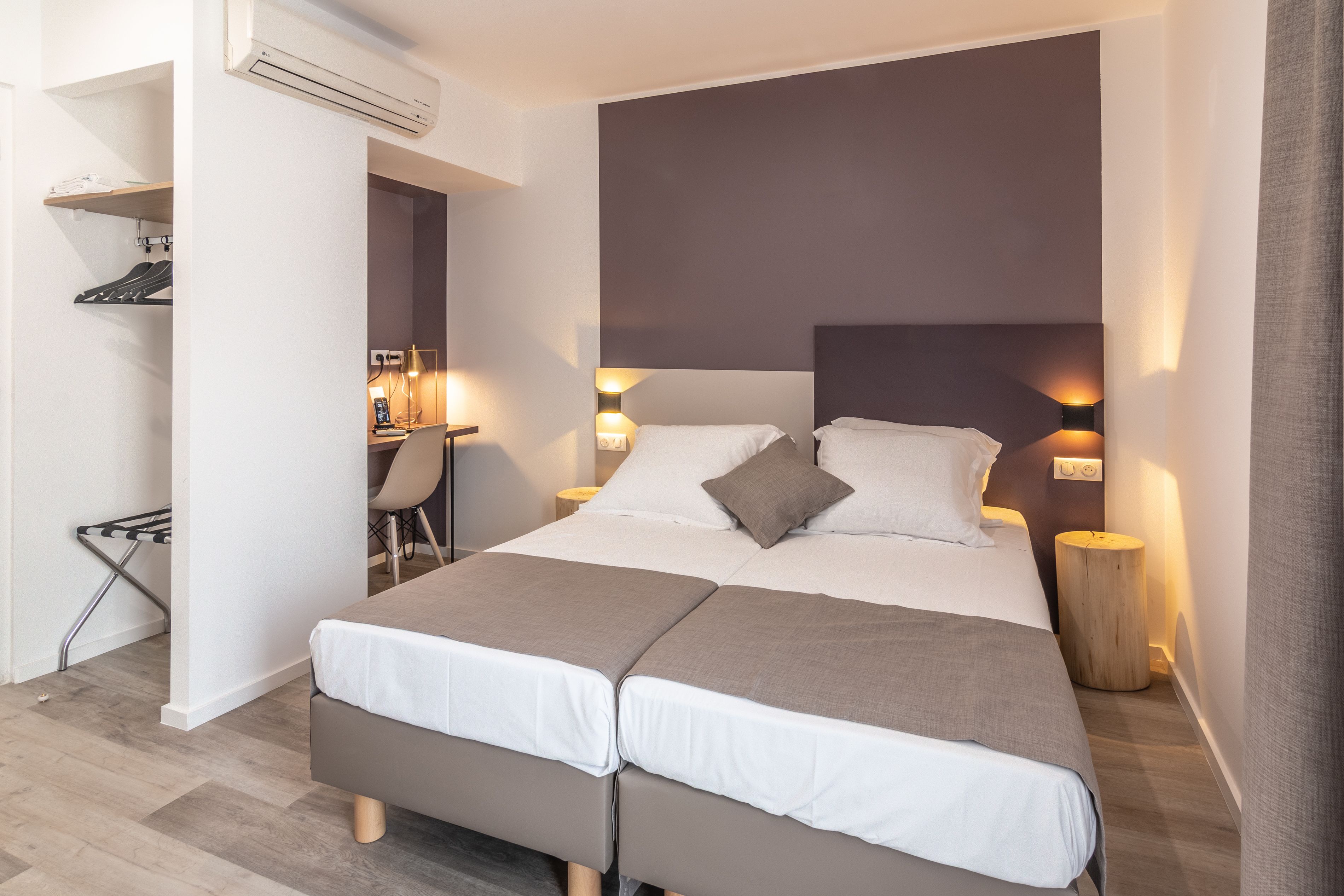 comfort twin room | in-room safe, desk, blackout curtains, soundproofing