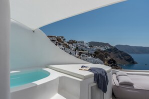 Suite, Plunge Pool, Caldera View (Artist's) | Terrace/patio - Chelidonia Luxury Suites - Adults Only (Santorini)