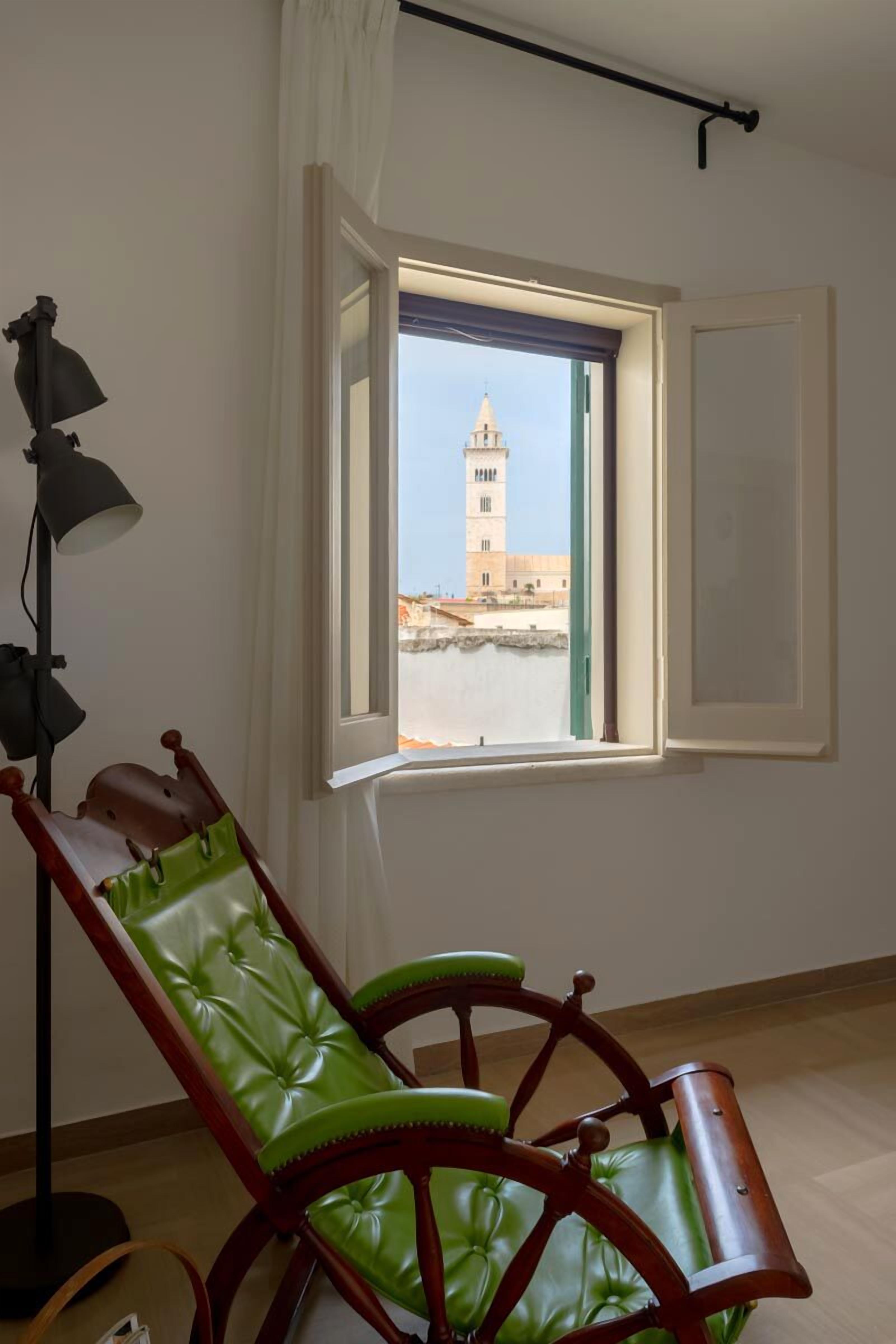 Exclusive Apartment, 1 Bedroom, Terrace | Living area | 32-inch flat-screen TV with digital channels, TV