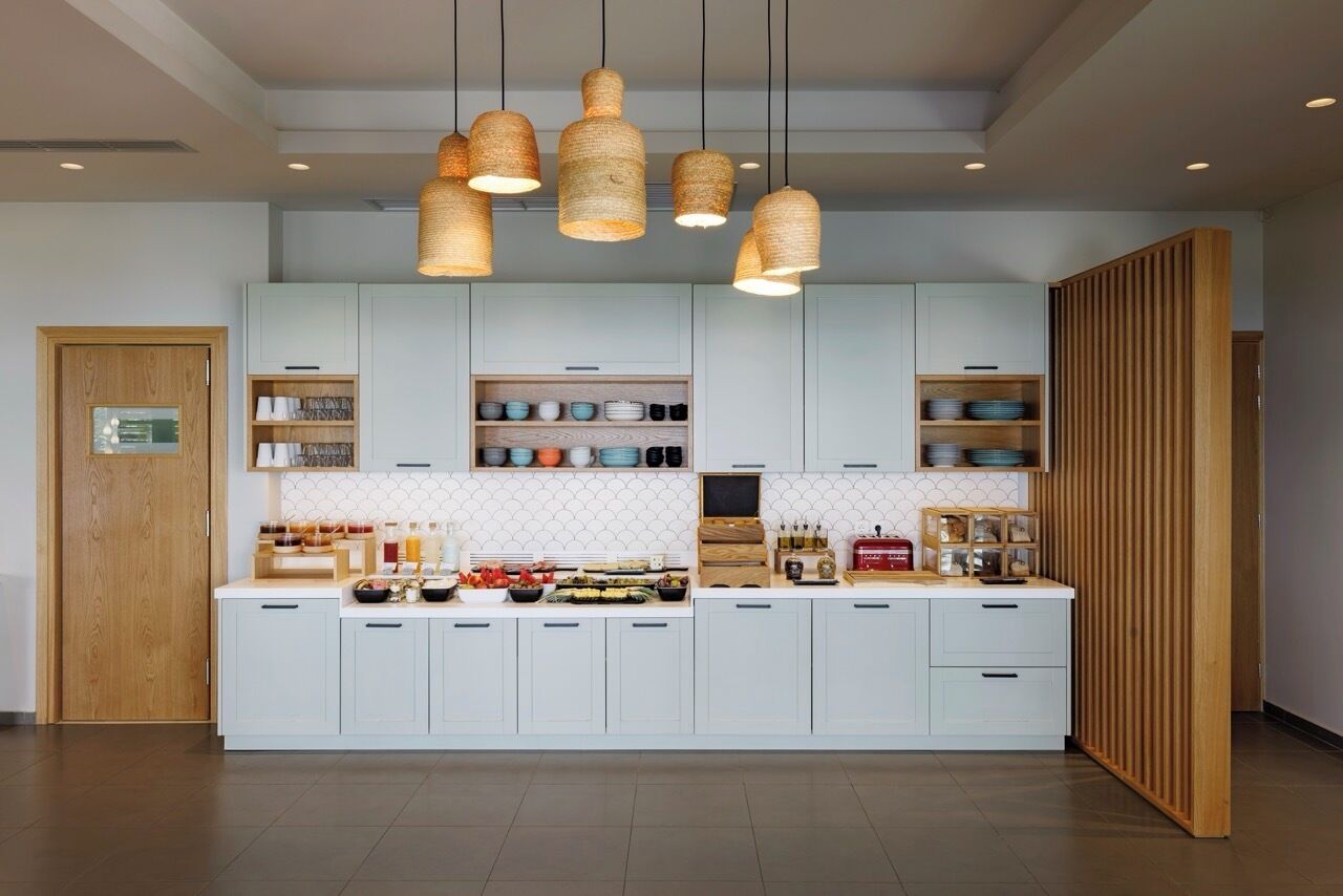 free local cuisine breakfast