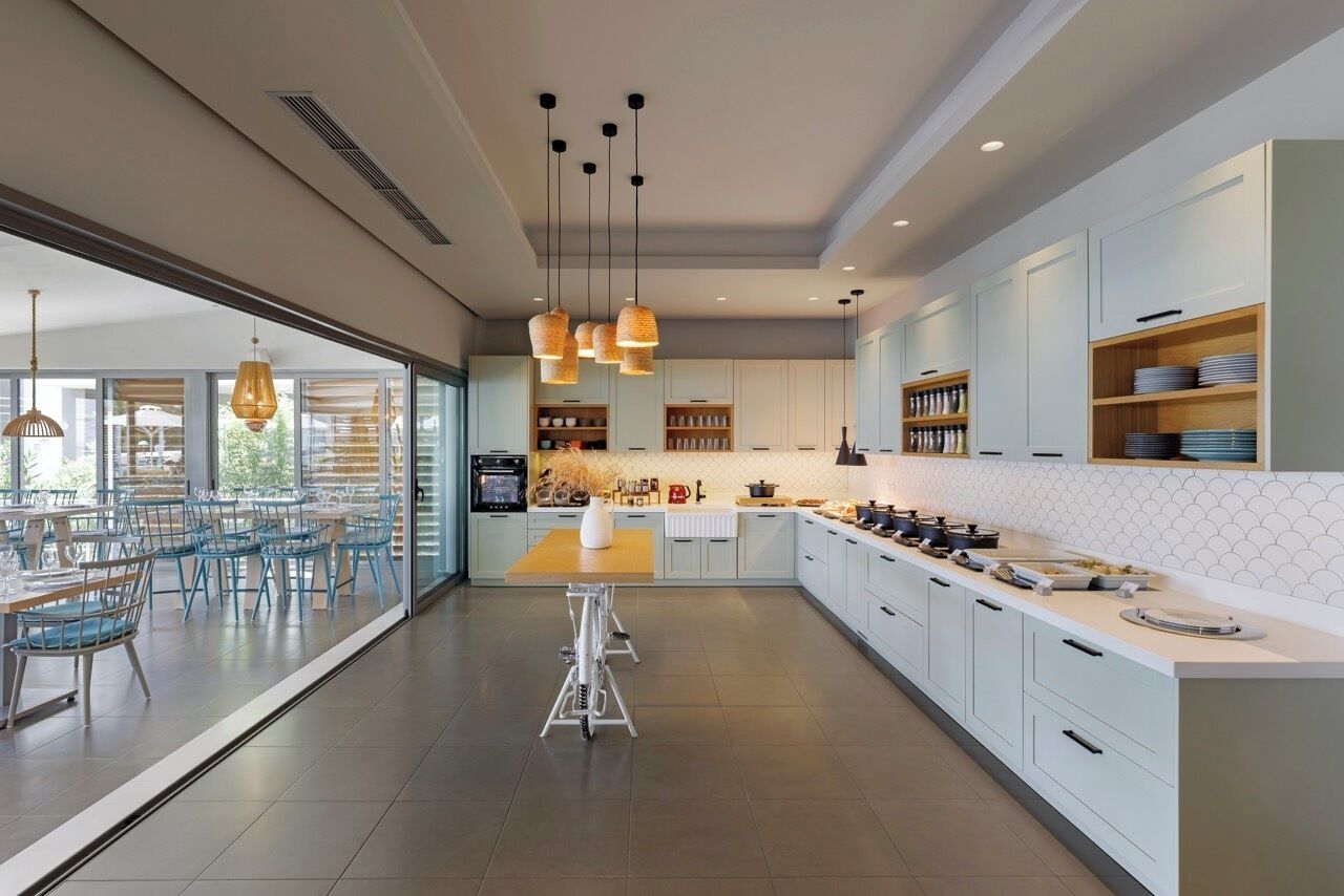 free local cuisine breakfast