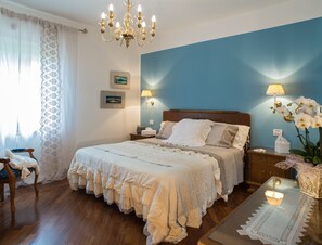 Double Room | Minibar, desk, iron/ironing board, rollaway beds - Bed & Breakfast La Valle (Talamello)