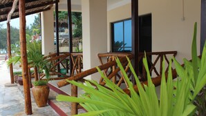 Unclassified image, 2 of 19, button - Faridu Beach House (Nungwi)