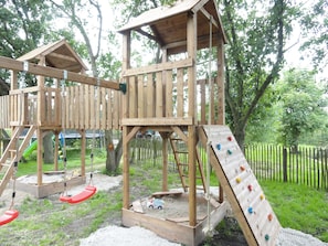 Children's play area - outdoor - B&B Altijd Genieten (Damme)