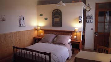 Habitación doble (Flamande) | Decoración individual, mobiliario individual, escritorio