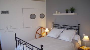 Chambre Triple (Senséenne) | Décoration personnalisée, ameublement personnalisé, bureau