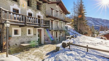 Hochwertige Bettwaren, Zimmersafe, schallisolierte Zimmer