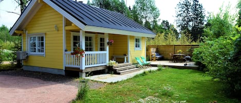 Cottage, 3 Bedrooms | 1 bedroom, blackout drapes, free WiFi, bed sheets