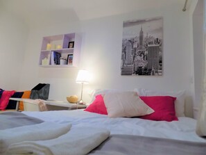 Double Room, Private Bathroom - Sia Homestay (Coventry)