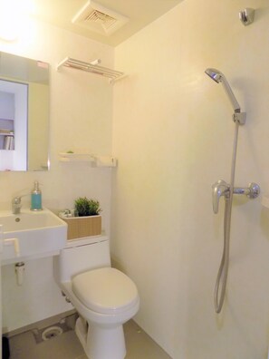 Double Room, Private Bathroom | Bathroom