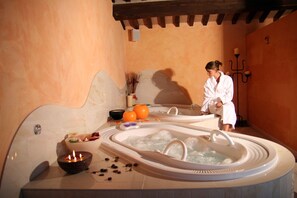 Couples treatment rooms, sauna, hot tub, Turkish bath, body treatments - La Melosa Resort & Spa - Adults Only (Roccastrada)