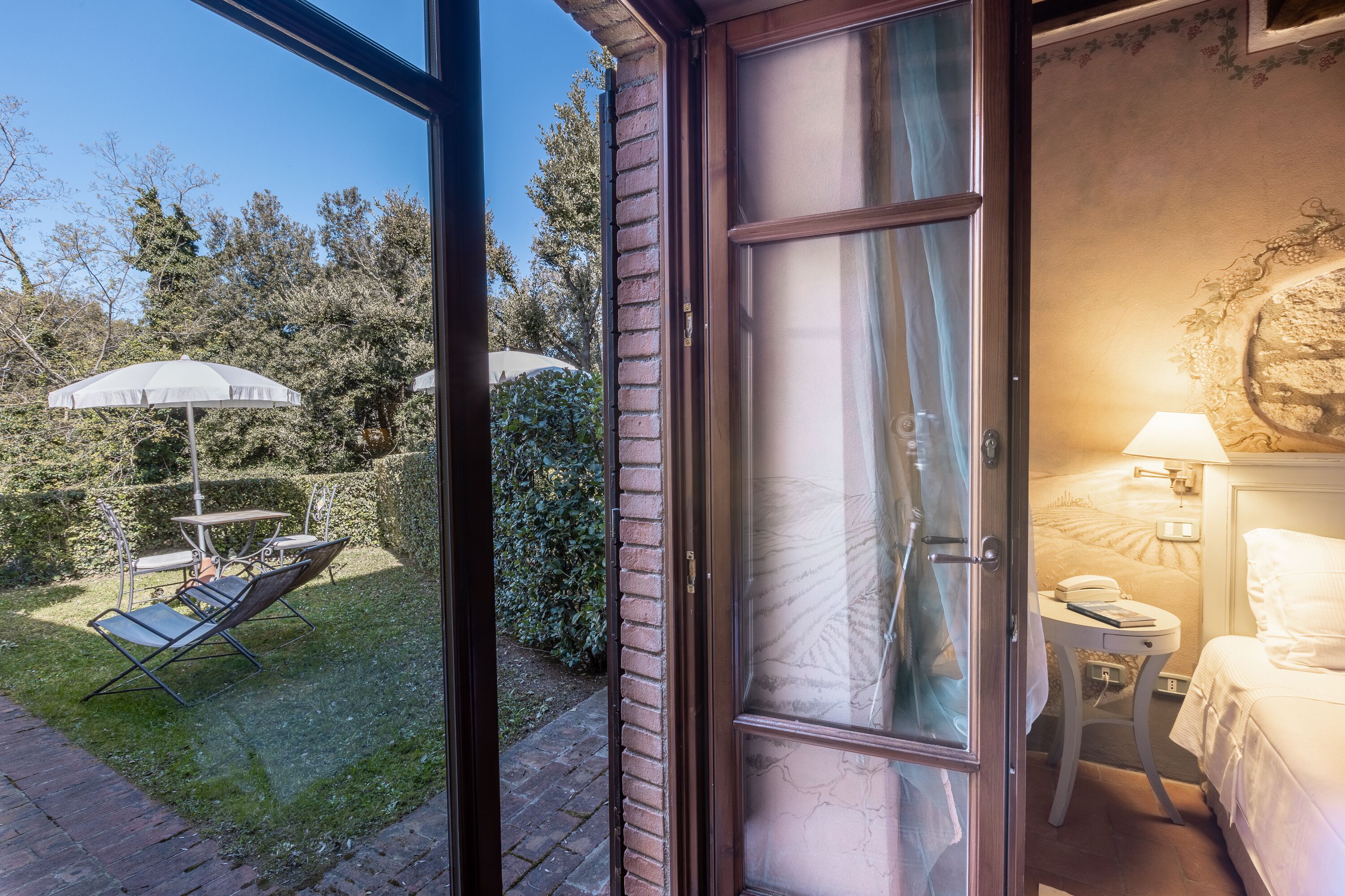 superior room | 1 bedroom, premium bedding, minibar, in-room safe