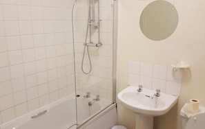 Basic-Zweibettzimmer | Badezimmer