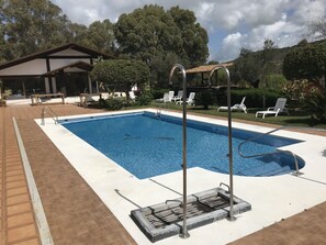 Outdoor pool, sun loungers