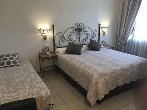 Double Room | In-room safe, desk, blackout drapes, rollaway beds