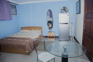 Executive Suite - Ridge Over Suites (Accra)
